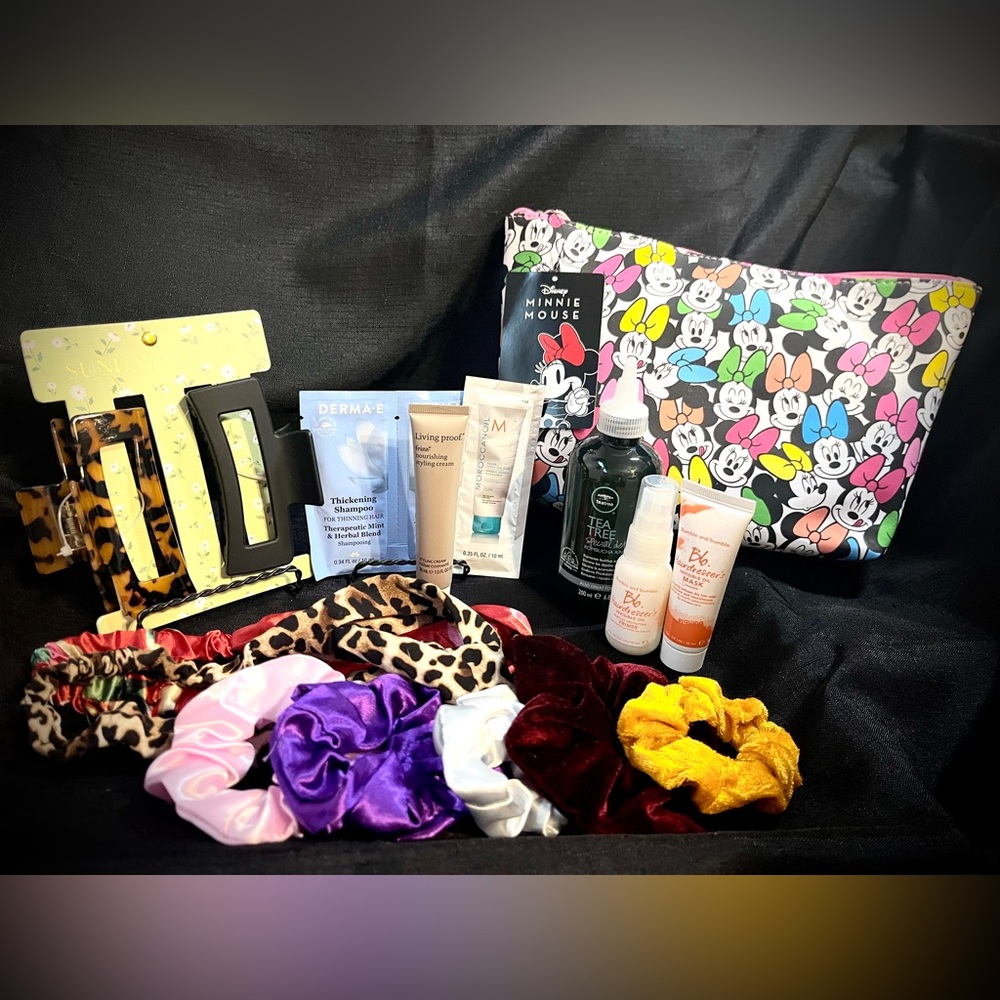 NWT / NWOT Hair & Beauty Bundle – Minnie Pouch, Scrunchies, and Haircare Minis